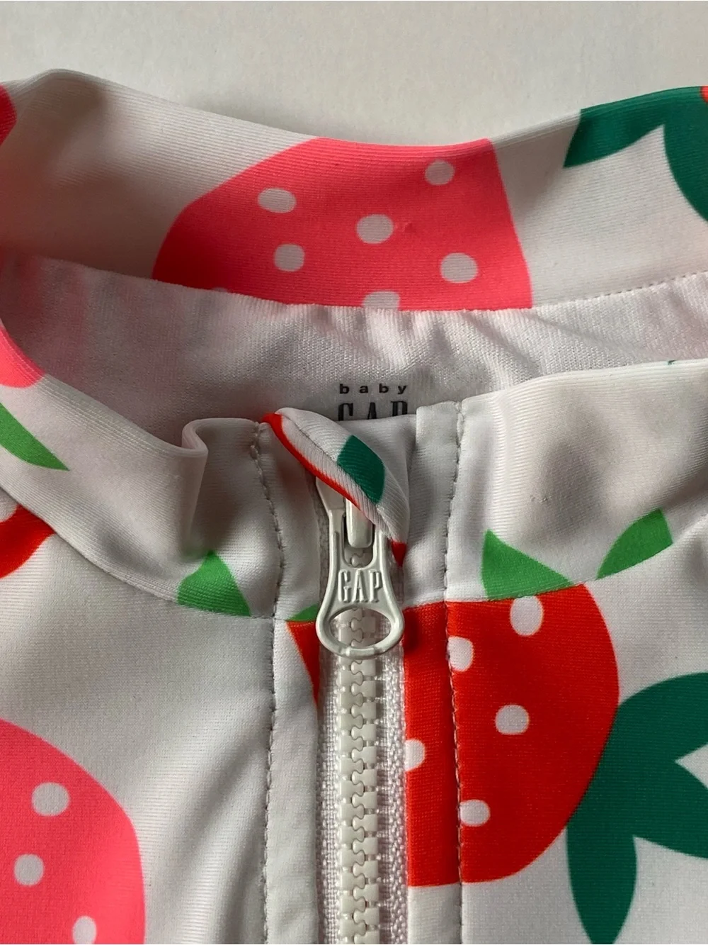 GAP rashguard swimsuit
